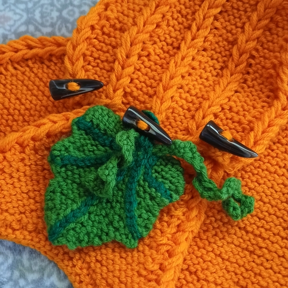 Dragon Wing Cowl Scarf - Pumpkin - Picture 6 of 8